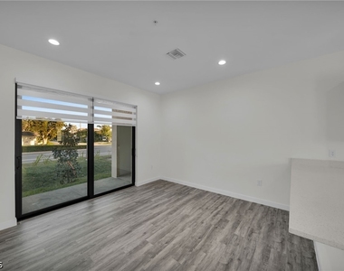 4502 Orchid Boulevard - Photo Thumbnail 7