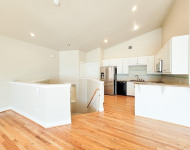 5710 Cornish Street - Photo Thumbnail 3