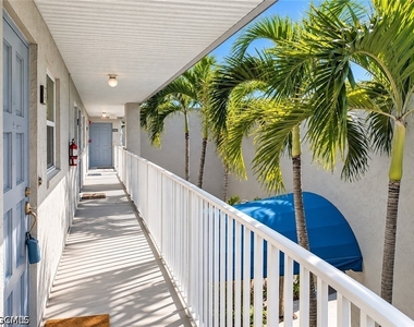 6777 Winkler Road - Photo Thumbnail 13
