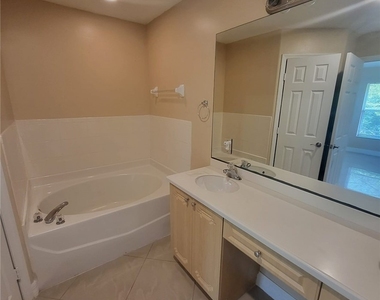 2803 8th Street W - Photo Thumbnail 8