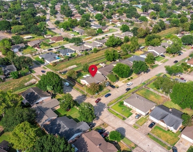 10550 Towneview Drive - Photo Thumbnail 10
