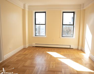 West 79th Street & Amsterdam Ave - Photo Thumbnail 2