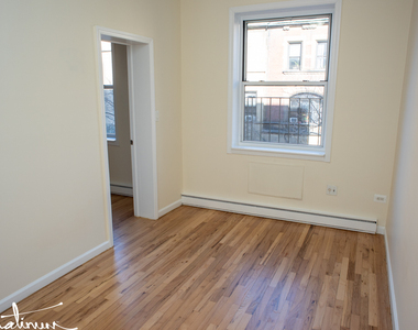 West 79th Street & Amsterdam Ave - Photo Thumbnail 4