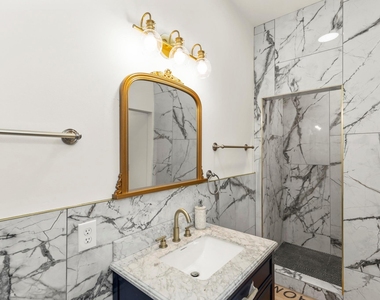 712 Parker Street - Photo Thumbnail 14