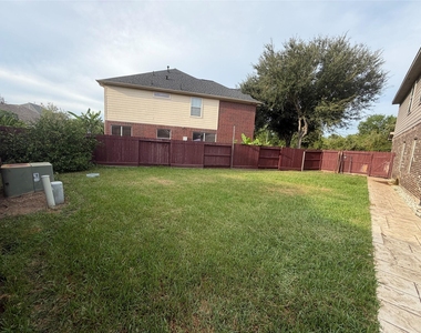 5402 Madison Lee Lane - Photo Thumbnail 22