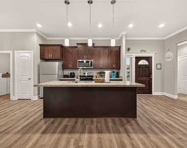 4509 Davenport Street - Photo Thumbnail 16
