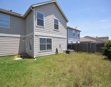 8106 Arrington Forest Lane - Photo Thumbnail 41
