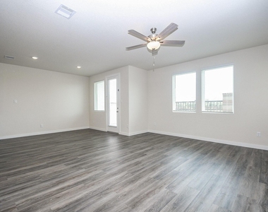 10047 Cloud Mist Drive - Photo Thumbnail 7