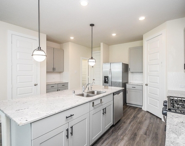 10047 Cloud Mist Drive - Photo Thumbnail 11