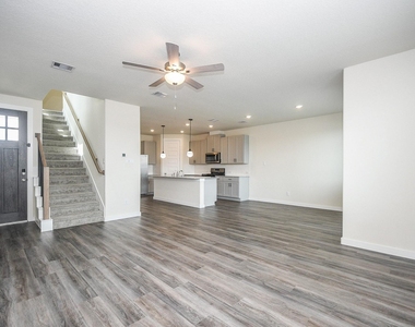 10047 Cloud Mist Drive - Photo Thumbnail 6