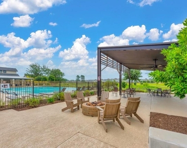 10047 Cloud Mist Drive - Photo Thumbnail 23