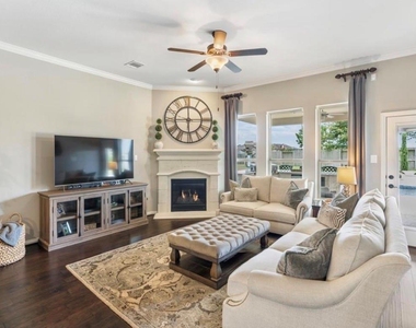 27903 Twin Knolls Lane - Photo Thumbnail 4