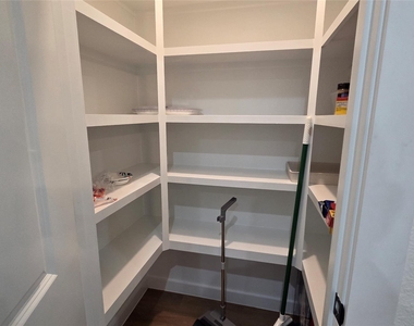 8113 Miley Street - Photo Thumbnail 10