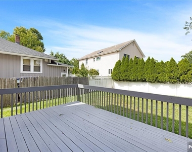 104 Larch - Photo Thumbnail 39