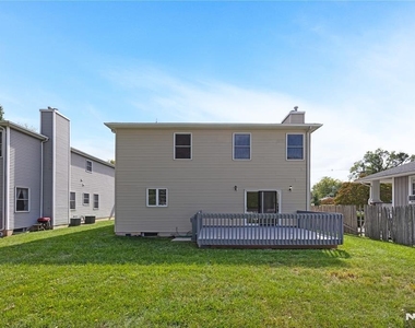 104 Larch - Photo Thumbnail 40