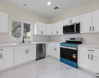 104 Larch - Photo Thumbnail 13