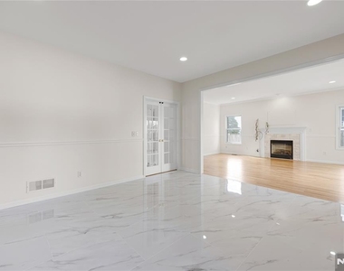 104 Larch - Photo Thumbnail 15