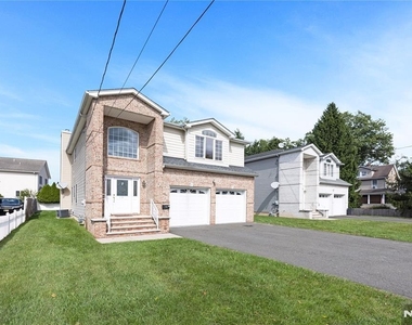 104 Larch - Photo Thumbnail 45
