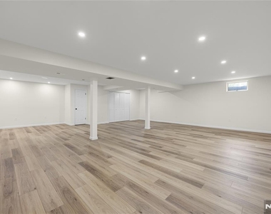 104 Larch - Photo Thumbnail 37