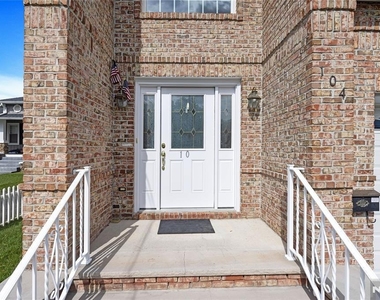 104 Larch - Photo Thumbnail 3