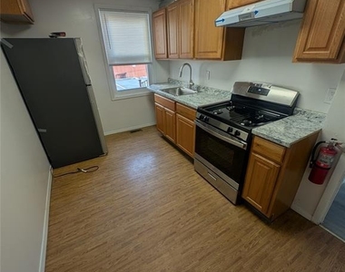 343 Belleville - Photo Thumbnail 8