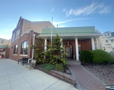 77 Passaic - Photo Thumbnail 15