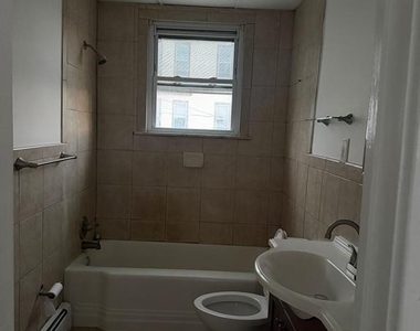313 Chestnut - Photo Thumbnail 21