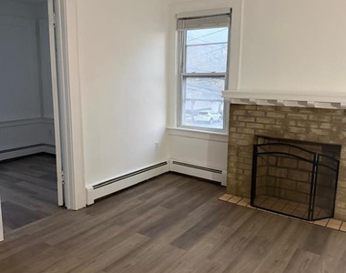 313 Chestnut - Photo Thumbnail 8