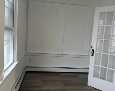 313 Chestnut - Photo Thumbnail 4