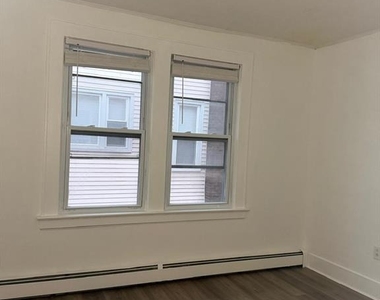 313 Chestnut - Photo Thumbnail 12
