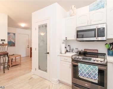 8099 Palomino Drive - Photo Thumbnail 21