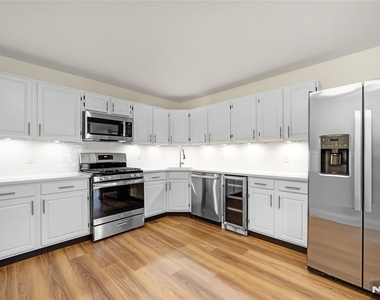 705 Pepperidge - Photo Thumbnail 8