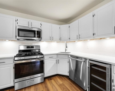 705 Pepperidge - Photo Thumbnail 7