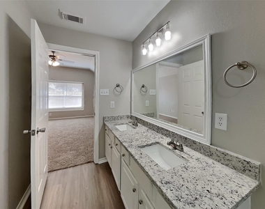 6810 Mahan Wood Drive - Photo Thumbnail 9