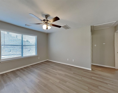 6810 Mahan Wood Drive - Photo Thumbnail 18