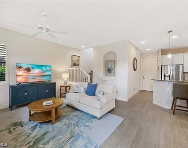 9076 Rialto Street - Photo Thumbnail 9