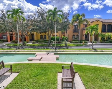 9076 Rialto Street - Photo Thumbnail 1