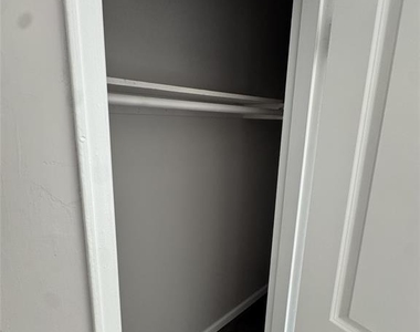 125 Lawrence - Photo Thumbnail 7