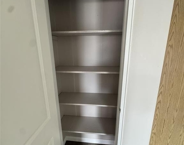 125 Lawrence - Photo Thumbnail 8