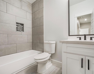9307 Tower Street - Photo Thumbnail 16