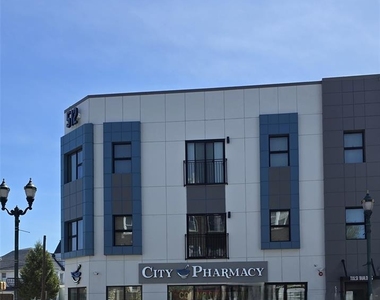 512 Kearny - Photo Thumbnail 1