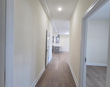 512 Kearny - Photo Thumbnail 14