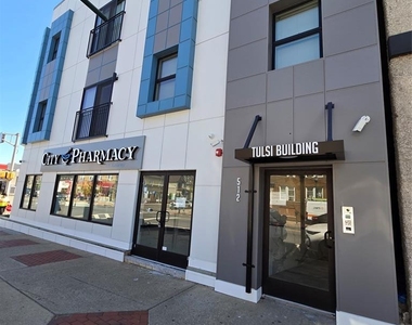 512 Kearny - Photo Thumbnail 2