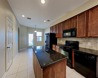 29712 Buffalo Canyon Drive - Photo Thumbnail 1