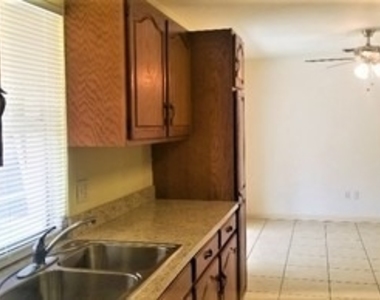 7472 San Carlos Boulevard - Photo Thumbnail 20