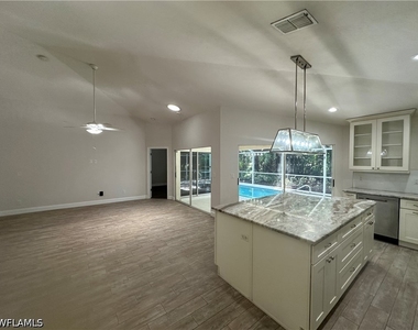 21194 Old Oak Place - Photo Thumbnail 2
