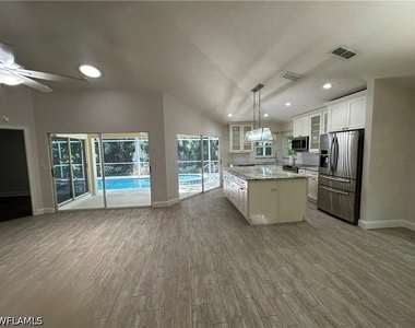 21194 Old Oak Place - Photo Thumbnail 3