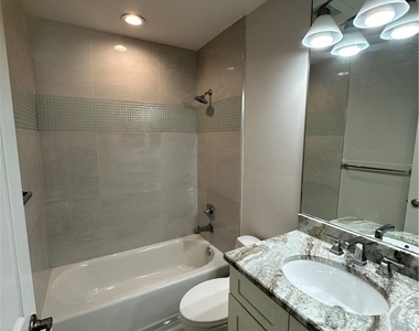21194 Old Oak Place - Photo Thumbnail 11