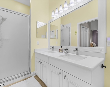 2750 Cypress Trace Circle - Photo Thumbnail 16