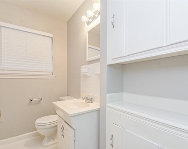 2219 Wakefield Drive - Photo Thumbnail 17